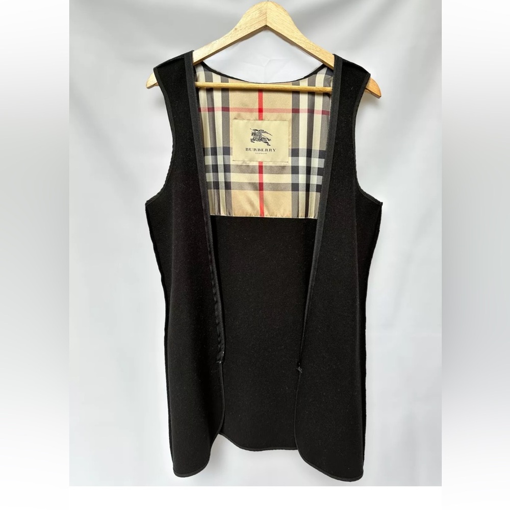 Burberry Coat - Picture 16 of 16